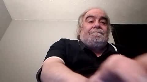 Snapshot of kickinme chatting on 09-24-25, 10:24 KICKINME online show from 09-24-25, 10:24