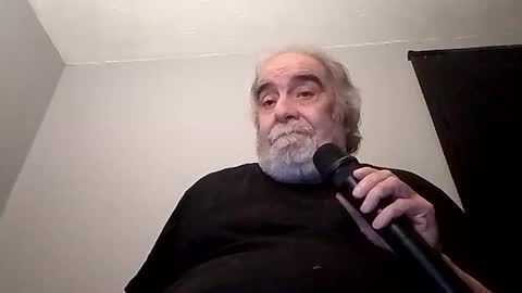 Snapshot of kickinme chatting on 10-03-25, 11:57 KICKINME online show from 10-03-25, 11:57