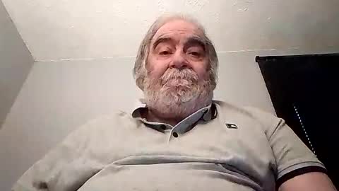 Snapshot of kickinme chatting on 10-19-25, 06:36 KICKINME online show from 10-19-25, 06:36