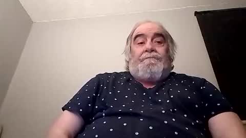 Snapshot of kickinme chatting on 11-03-25, 10:53 KICKINME online show from 11-03-25, 10:53