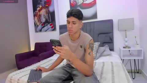 Kieran Derek online show from 11-19-25, 02:00