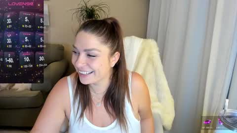 Snapshot of kierareines chatting on 12-03-24, 03:30 Kiera Reines online show from 12-03-24, 03:30