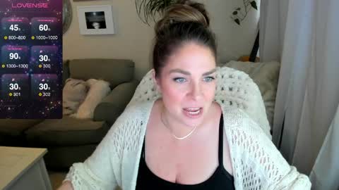 Kiera Reines online show from 04-19-26, 12:54
