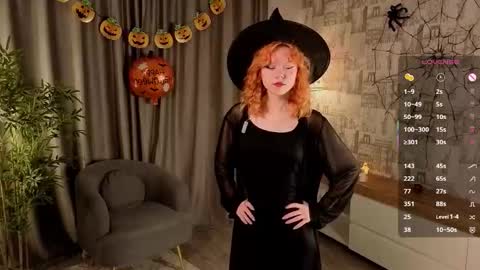 Vanessa online show from 10-31-25, 11:00