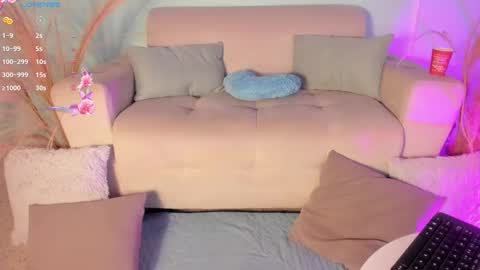 Kim Thompson online show from 02-27-25, 05:04