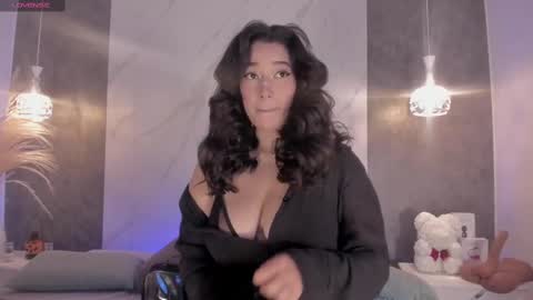 Kim Thompson online show from 10-14-25, 05:47