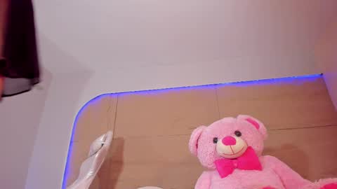 KIM COOPER online show from 02-17-25, 10:07