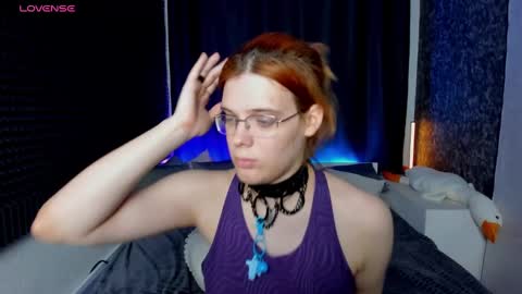 Kiki online show from 12-13-24, 04:27