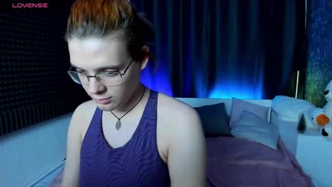 Kiki online show from 12-25-24, 02:13