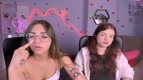 Snapshot of kiki_swan chatting on 06-17-26, 07:04 kiki_swan online show from 06-17-26, 07:04