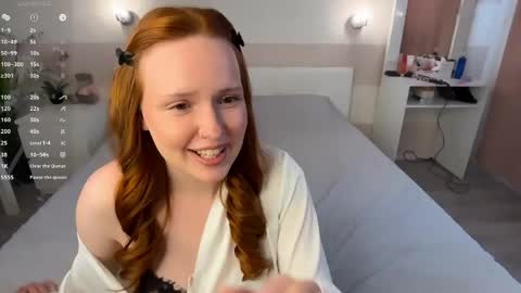 Snapshot of kikiborn chatting on 05-08-26, 08:19 Kiki online show from 05-08-26, 08:19