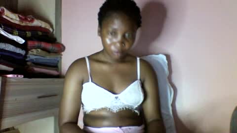 Snapshot of kikimocha chatting on 07-19-26, 06:00 kikimocha online show from 07-19-26, 06:00