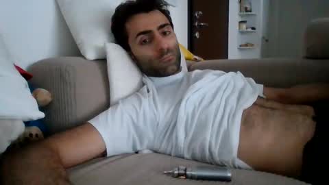 Snapshot of kikkus01 chatting on 05-15-26, 03:41 kikkus01 online show from 05-15-26, 03:41