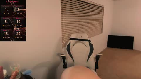 Snapshot of kiks823 chatting on 07-16-26, 11:38 ONLY FANS Britteebee online show from 07-16-26, 11:38