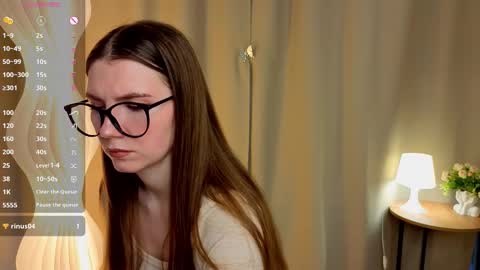 Snapshot of kileymith chatting on 11-30-25, 06:17 ZofiaLiya online show from 11-30-25, 06:17