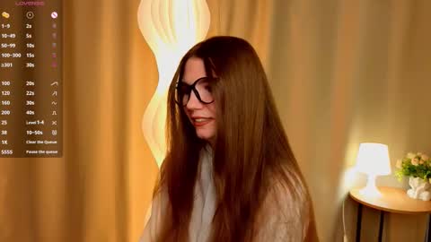 Snapshot of kileymith chatting on 12-02-25, 06:08 ZofiaLiya online show from 12-02-25, 06:08