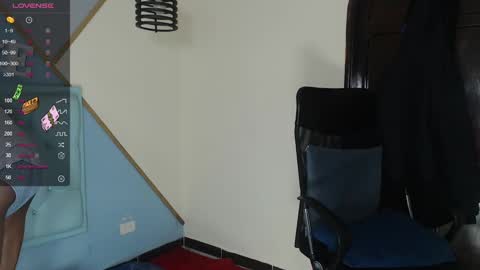 Snapshot of kilian_xx chatting on 12-15-24, 01:32 Kilian xxx online show from 12-15-24, 01:32