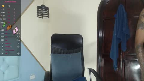 Snapshot of kilian_xx chatting on 12-23-24, 12:41 Kilian xxx online show from 12-23-24, 12:41
