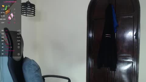 Snapshot of kilian_xx chatting on 01-08-25, 11:54 Kilian xxx online show from 01-08-25, 11:54
