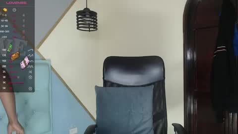 Snapshot of kilian_xx chatting on 01-18-25, 12:26 Kilian xxx online show from 01-18-25, 12:26