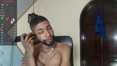 Snapshot of kilian_xx chatting on 02-05-25, 04:47 Kilian xxx online show from 02-05-25, 04:47