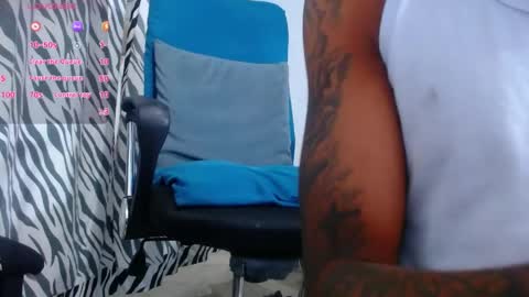 Snapshot of kilian_xx chatting on 05-14-26, 10:11 Kilian xxx online show from 05-14-26, 10:11