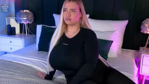 Snapshot of kiliananoir chatting on 01-17-26, 07:46 kiliananoir online show from 01-17-26, 07:46