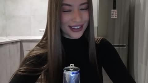 Snapshot of killer__girls chatting on 12-20-25, 08:38 EvaAnna online show from 12-20-25, 08:38