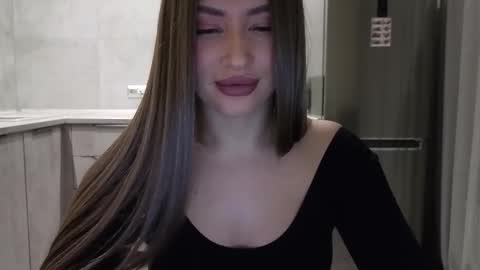 Snapshot of killer__girls chatting on 02-07-26, 08:56 EvaAnna online show from 02-07-26, 08:56