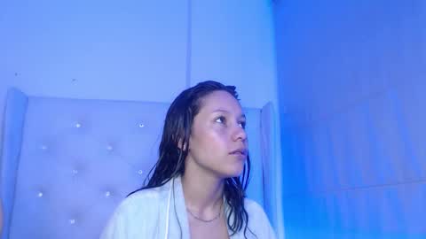 cherry  online show from 12-18-25, 03:23