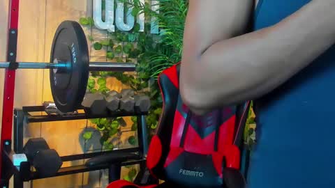 Kim online show from 12-19-24, 01:07