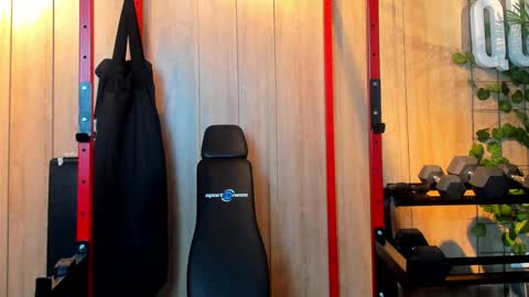 Kim online show from 12-28-24, 04:09