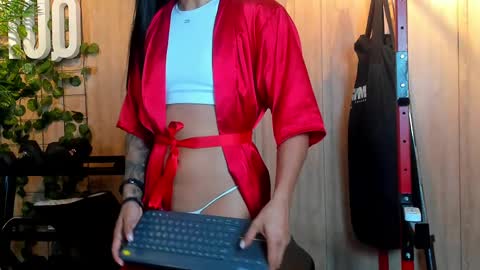 Kim online show from 02-22-25, 04:09