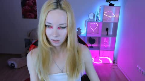 kim_boyd online show from 01-31-25, 03:33