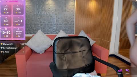 Kim online show from 01-12-25, 02:52