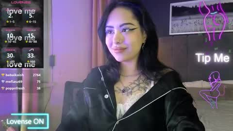 Snapshot of kim_brownie chatting on 01-07-26, 08:44 Kim online show from 01-07-26, 08:44