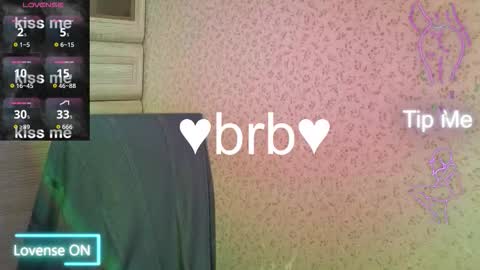 Snapshot of kim_brownie chatting on 02-18-26, 12:01 Kim online show from 02-18-26, 12:01