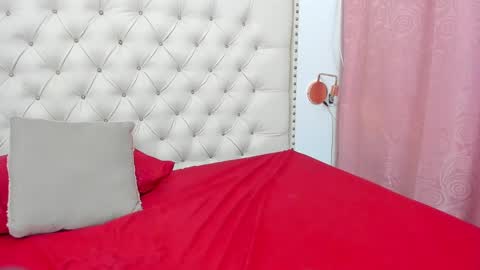 kim_eli online show from 12-15-24, 01:35