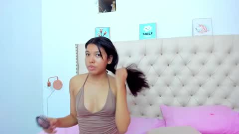 kim_eli online show from 01-03-25, 07:39