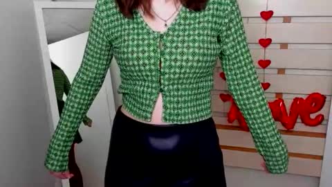 Kim online show from 02-26-25, 10:36