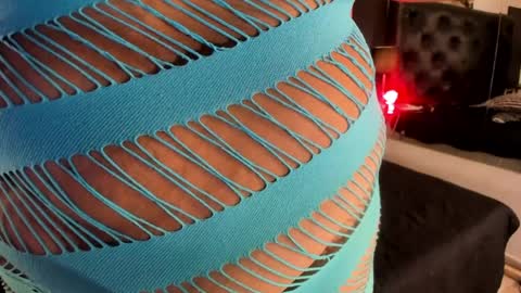 Kim Marquez online show from 04-07-26, 05:13