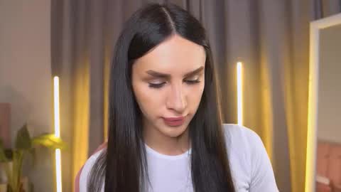 Kim Oberlin online show from 11-13-25, 03:55