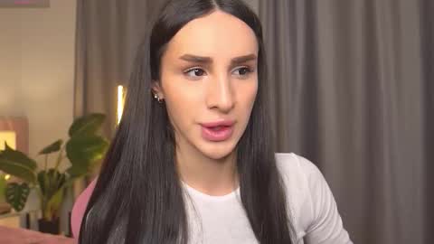 Kim Oberlin online show from 11-28-25, 04:09