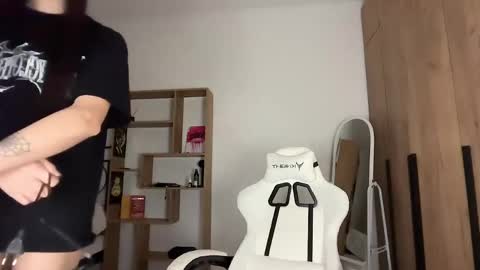 Kim Oberlin online show from 04-08-26, 09:04