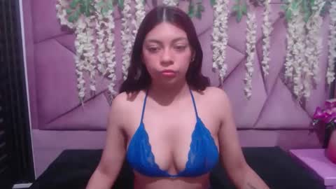 kim_sweet_69 online show from 11-22-25, 12:15