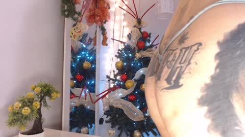 Kim  Yuk online show from 12-27-24, 01:53