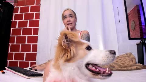 Kim  Yuk online show from 11-10-25, 12:42