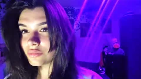 Snapshot of kimberelykeene chatting on 08-03-26, 06:11 Kessy online show from 08-03-26, 06:11