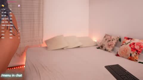 Snapshot of kimberhot chatting on 11-07-25, 01:16 Kim online show from 11-07-25, 01:16