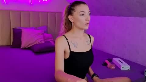 Snapshot of kimberlly_smith chatting on 07-22-26, 11:51 kimberlly_smith online show from 07-22-26, 11:51